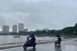 Thời tiết ngày 6/8: Nhiều nơi trên cả nước có mưa rào và dông; tin cuối cùng về cơn bão số 3