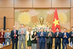 [Ảnh] Chủ tịch Quốc hội Trần Thanh Mẫn tiếp Đại sứ Hoa Kỳ, Đại sứ Malaysia