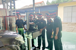 Cục Ti&ecirc;u chuẩn - Đo lường - Chất lượng kiểm tra c&ocirc;ng t&aacute;c đăng kiểm t&agrave;u, xe qu&acirc;n sự tại Qu&acirc;n khu 1
