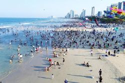 Du lịch, thu h&uacute;t đầu tư khởi sắc tạo động lực tăng trưởng cho Đ&agrave; Nẵng