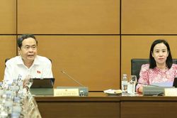 Thượng tôn pháp luật bắt đầu từ phòng thi