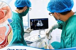 Thai cạn ối từ tuần 20 vẫn giữ được con nhờ kỹ thuật truyền ối