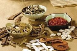 Bộ Y tế tăng cường quản lý dược liệu để đảm bảo an toàn người dùng