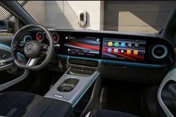 Mercedes-Benz phải thừa nhận - nút bấm vật lý vẫn là chân ái