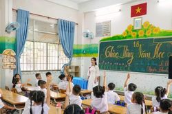 Giáo viên kiêm nhiệm Chi ủy viên có được giảm định mức tiết dạy?