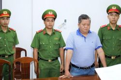 Bắt giam Chủ tịch HĐQT, Gi&aacute;m đốc C&ocirc;ng ty cổ phần Mekolor V&otilde; Xu&acirc;n Trường
