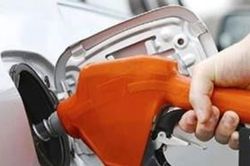 Giá xăng dầu đồng loạt đi xuống, xăng E10 giảm hơn 500 đồng/lít
