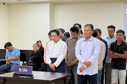 Hai giám đốc lĩnh án vì chỉ đạo sản xuất, buôn bán hơn 1.750 tấn phân bón giả