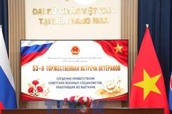 Thắt chặt t&igrave;nh hữu nghị sắt son giữa c&aacute;c cựu chuy&ecirc;n gia qu&acirc;n sự Nga với Việt Nam