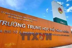 To&agrave;n cảnh vụ sai phạm điểm thi trường THPT chuy&ecirc;n Tuy&ecirc;n Quang