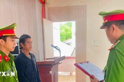 Khởi tố người đi bộ g&acirc;y tai nạn chết người tr&ecirc;n quốc lộ ở Quảng Trị