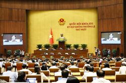 Ngày 6/8, Quốc hội thảo luận về các dự án luật và Nghị quyết quan trọng