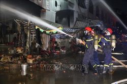 Dập tắt đám cháy lớn tại khu vực chợ Biên Hòa trong đêm