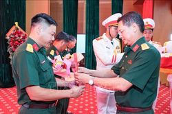 Tổ chức lại lực lượng vũ trang địa phương theo hướng 'tinh, gọn, mạnh'