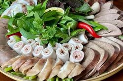 6 nhóm người nên nói 'không' với lòng lợn: Món khoái khẩu có thể tiềm ẩn nhiều rủi ro sức khỏe