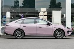 Xe sedan hạng D công suất 224 mã lực, giá chưa tới 400 triệu đồng
