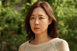 Gong Hyo Jin giữa gia đình và báo thù trong 'The Journey To Gyeongju'