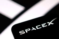 Tham vọng của SpaceX làm rung chuyển thị trường viễn thông Mỹ