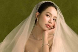 Tuyên bố cưới chồng của Hoa hậu Thanh Thủy ở tuổi 24