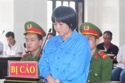 Lĩnh &aacute;n chung th&acirc;n v&igrave; s&aacute;t hại con ruột để trục lợi hơn 4 tỷ đồng tiền bảo hiểm