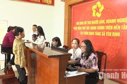 Xã Yên Định thí điểm mô hình hỗ trợ người dân thực hiện thủ tục hành chính tại thônXã Yên Định thí điểm mô hình hỗ trợ người dân thực hiện thủ tục hành chính tại thôn