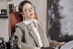 'Đế chế' kinh doanh hàng xa xỉ của Lý Nhã Kỳ: Từ phân phối, thiết kế kim cương đến thời trang, phụ kiện cao cấp