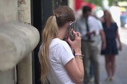 Pháp mạnh tay 'khai tử' các cuộc gọi quảng cáo không mong muốn
