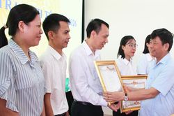 Bắc Ninh khen thưởng 40 tập thể, c&aacute; nh&acirc;n xuất sắc trong c&ocirc;ng t&aacute;c Tổng điều tra kinh tế