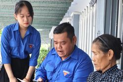 Đưa dịch vụ số đến gần dân