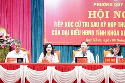Chủ tịch UBND tỉnh Phạm Anh Tuấn tiếp xúc cử tri phường Quy Nhơn