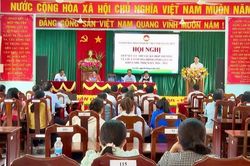 Phó Bí thư Tỉnh ủy Nguyễn Ngọc Lương tiếp xúc cử tri xã Cát Tiến