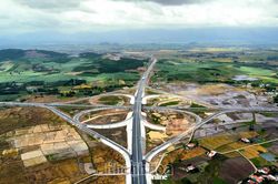 Định vị không gian phát triển vươn tầm - Kỳ 4: Đầu tư đồng bộ hạ tầng giao thông
