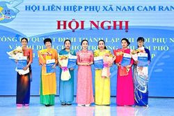 Hội Li&ecirc;n hiệp Phụ nữ x&atilde; Nam Cam Ranh th&agrave;nh lập 10 chi hội phụ nữ sau s&aacute;p nhập th&ocirc;n