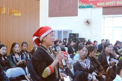 Hội Li&ecirc;n hiệp Phụ nữ tỉnh tổ chức đối thoại với hội vi&ecirc;n phụ nữ x&atilde; Tả Ph&igrave;n