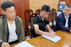 Phường Sa Pa ph&aacute;t hiện 2 xe &ocirc; t&ocirc; vi phạm đổ thải kh&ocirc;ng đ&uacute;ng quy định