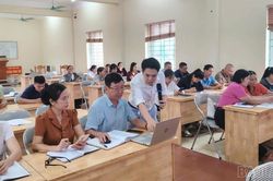 Phường Trung T&acirc;m: Gần 150 c&aacute;n bộ cơ sở được tuy&ecirc;n truyền, hướng dẫn dịch vụ c&ocirc;ng trực tuyến