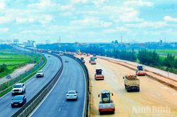 Đẩy nhanh tiến độ các dự án, phấn đấu hoàn thành giải ngân vốn đầu tư công