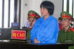 &Aacute;n chung th&acirc;n cho người mẹ s&aacute;t hại con để lấy tiền bảo hiểm