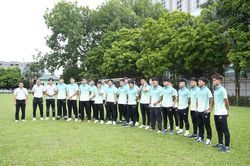 Khởi đầu hành trình của bóng đá xứ Trà