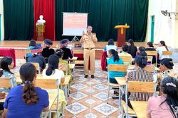 Truyền thông về an toàn giao thông và thực hành y học bản địa