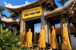 Tiếng chu&ocirc;ng ch&ugrave;a ở Trường Sa - Kỳ 2: Lời thề với tiền nh&acirc;n