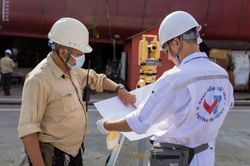 Rút ngắn thời gian công nhận đăng kiểm viên tàu biển xuống còn 3 ngày