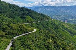 Quảng Ngãi: Đốc thúc triển khai cao tốc Quảng Ngãi - Kon Tum và đường sắt tốc độ cao
