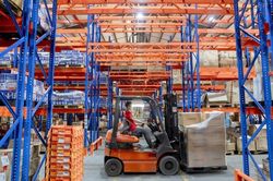 Viettel Post tăng gần 79% lợi nhuận trước thuế trong quý II