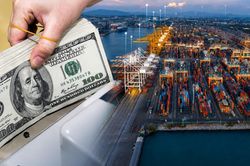 Nhập siêu hơn 20 tỷ USD, vùng đệm bảo vệ tỷ giá mỏng dần