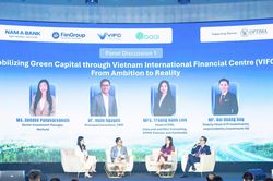Ngân hàng làm cầu nối chuyển hóa vốn xanh