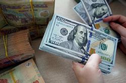 Tỷ giá ngoại tệ ngày 6/8: USD bán ra 26.460 đồng, KWD cao nhất hơn 89.145 đồng
