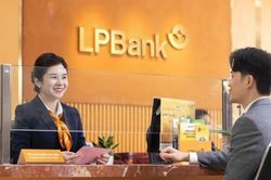 LPBank lãi trước thuế 5.973 tỷ đồng nửa đầu năm, tiền gửi không kỳ hạn giảm tỷ trọng