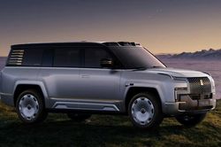 Tin xe 6/8: BYD tung SUV siêu sang hơn 7 tỷ đồng, Pajero 2027 lộ cấu hình