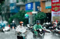 Bắc bộ giảm mưa từ chiều tối nay, nắng nóng xuất hiện trở lại